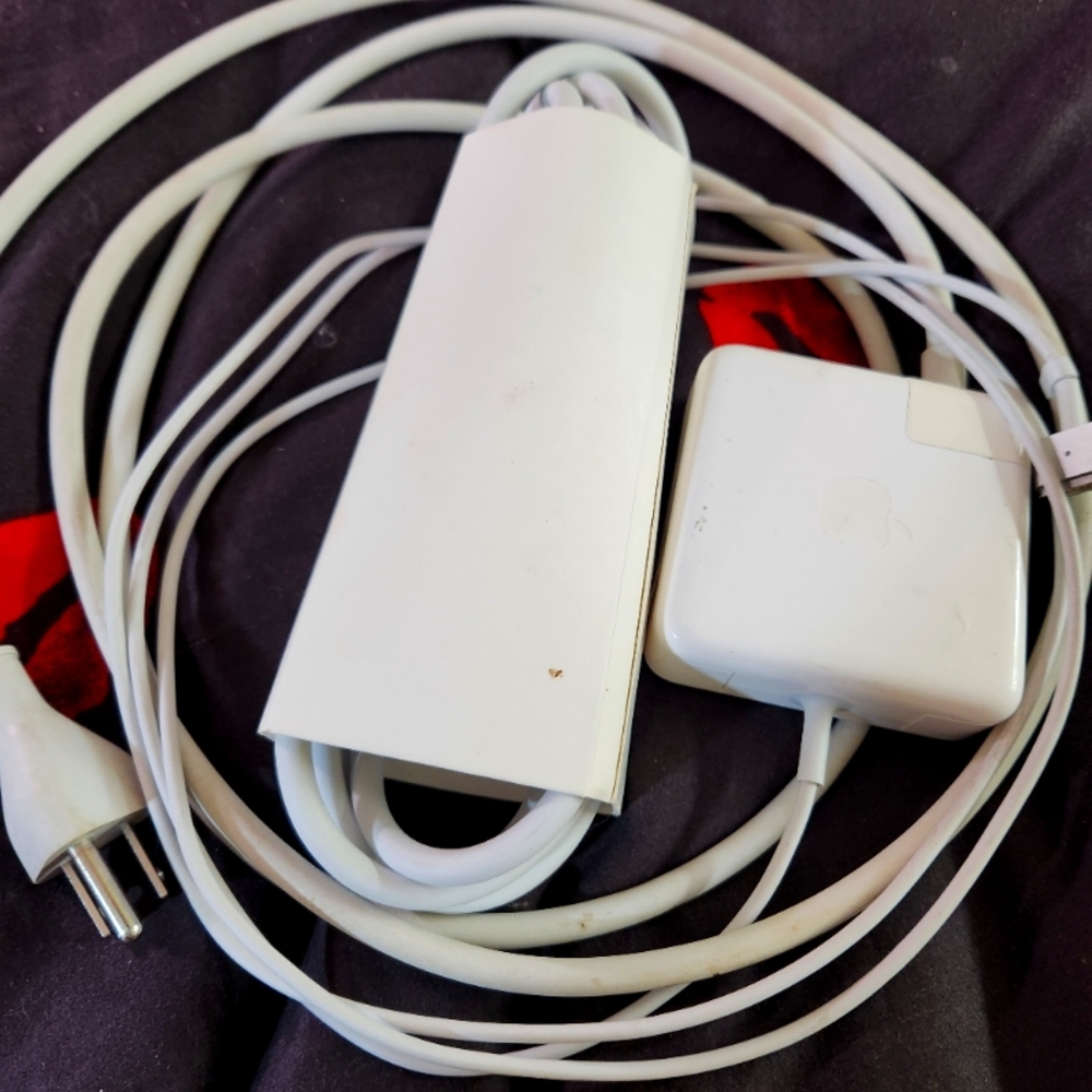 MacBook Pro Cord